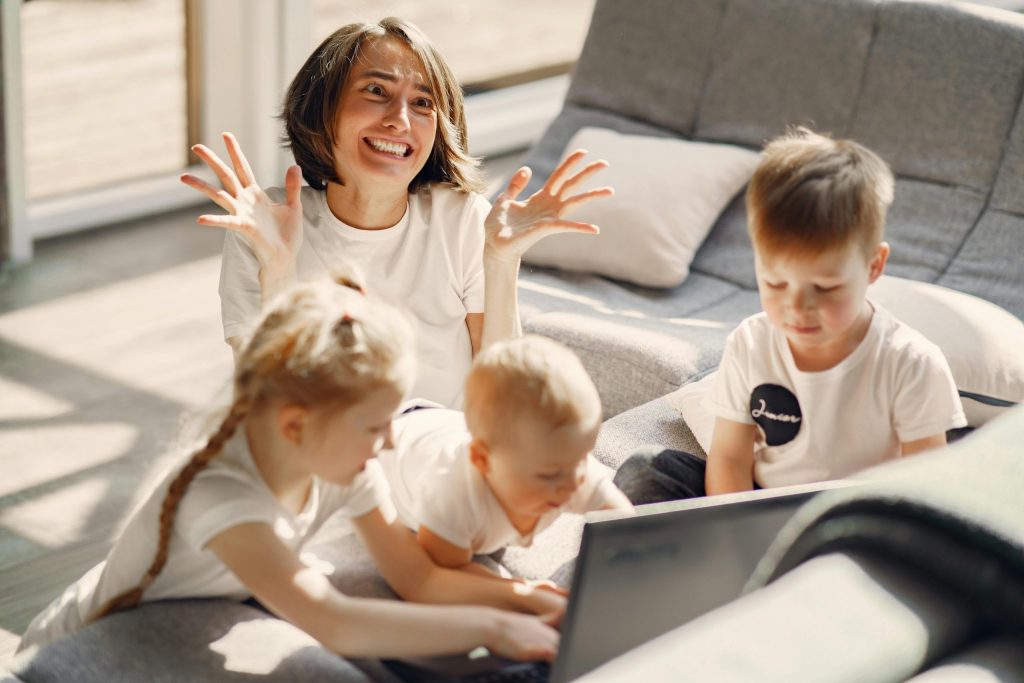 Navigating Family Transitions as a Single Parent