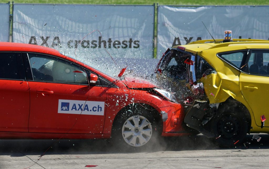 Top Mistakes to Avoid When Handling Car Accident Claims Without a Lawyer