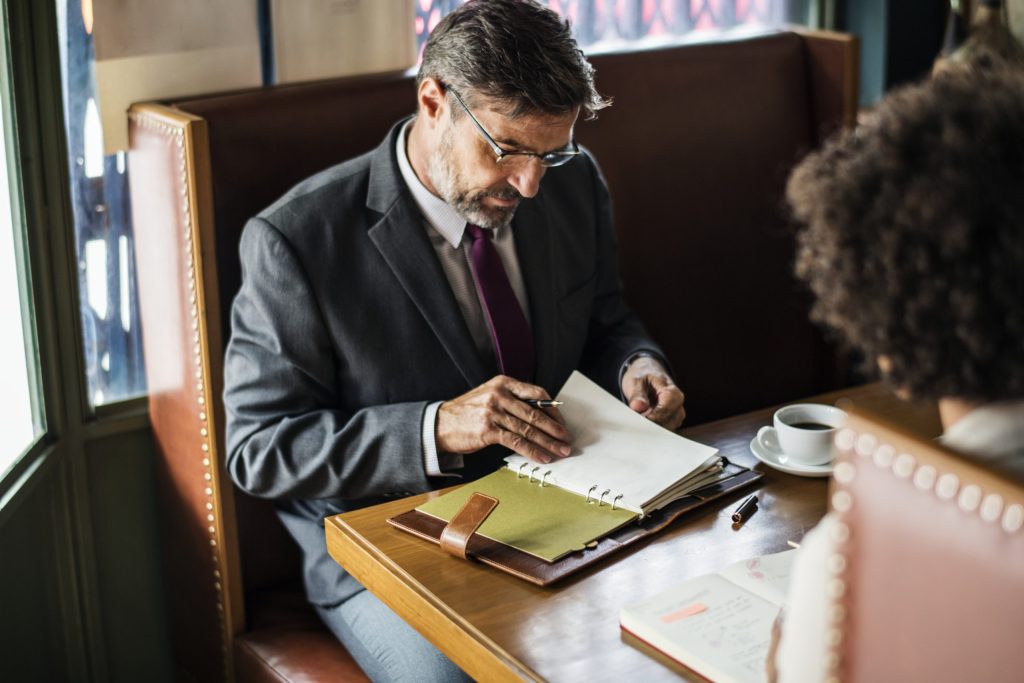 How Your Divorce Lawyer Helps Eliminate Stress